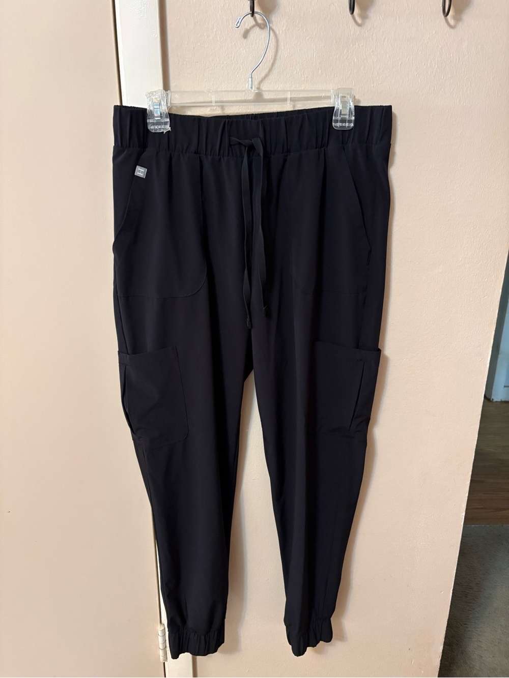 Brand new Hanes jogger Scrub Pants Sz L